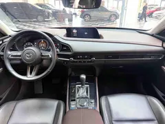 2022 Mazda CX-30 2.0L AT, красный — фото 7