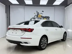 2021 Kia Cerato 1.5L IVT Fashion, белый — фото 4