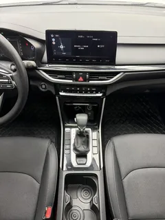 2021 Kia Cerato 1.5L IVT Fashion, белый — фото 12
