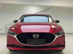 2021 Mazda Mazda3 2.0L AT, красный — фото 2
