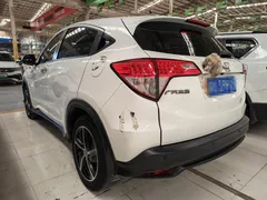 2022 Honda Vezel 1.5L CVT Pioneer, белый — фото 9