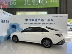 2023 Hyundai Elantra 1.5L CVT GLS Leading, белый — фото 3