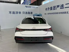 2023 Hyundai Elantra 1.5L CVT GLS Leading, белый — фото 4