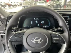 2023 Hyundai Elantra 1.5L CVT GLS Leading, белый — фото 13