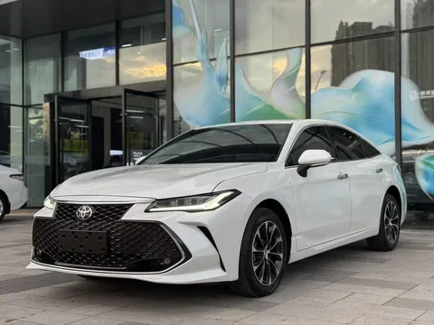 2023 Toyota Avalon 2.5L AT Luxury