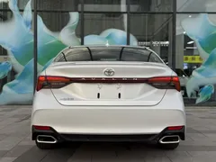 2023 Toyota Avalon 2.5L AT Luxury, белый — фото 12