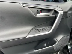 2022 Toyota Wildlander 2.0L 2WD Luxury Plus, чёрный — фото 3