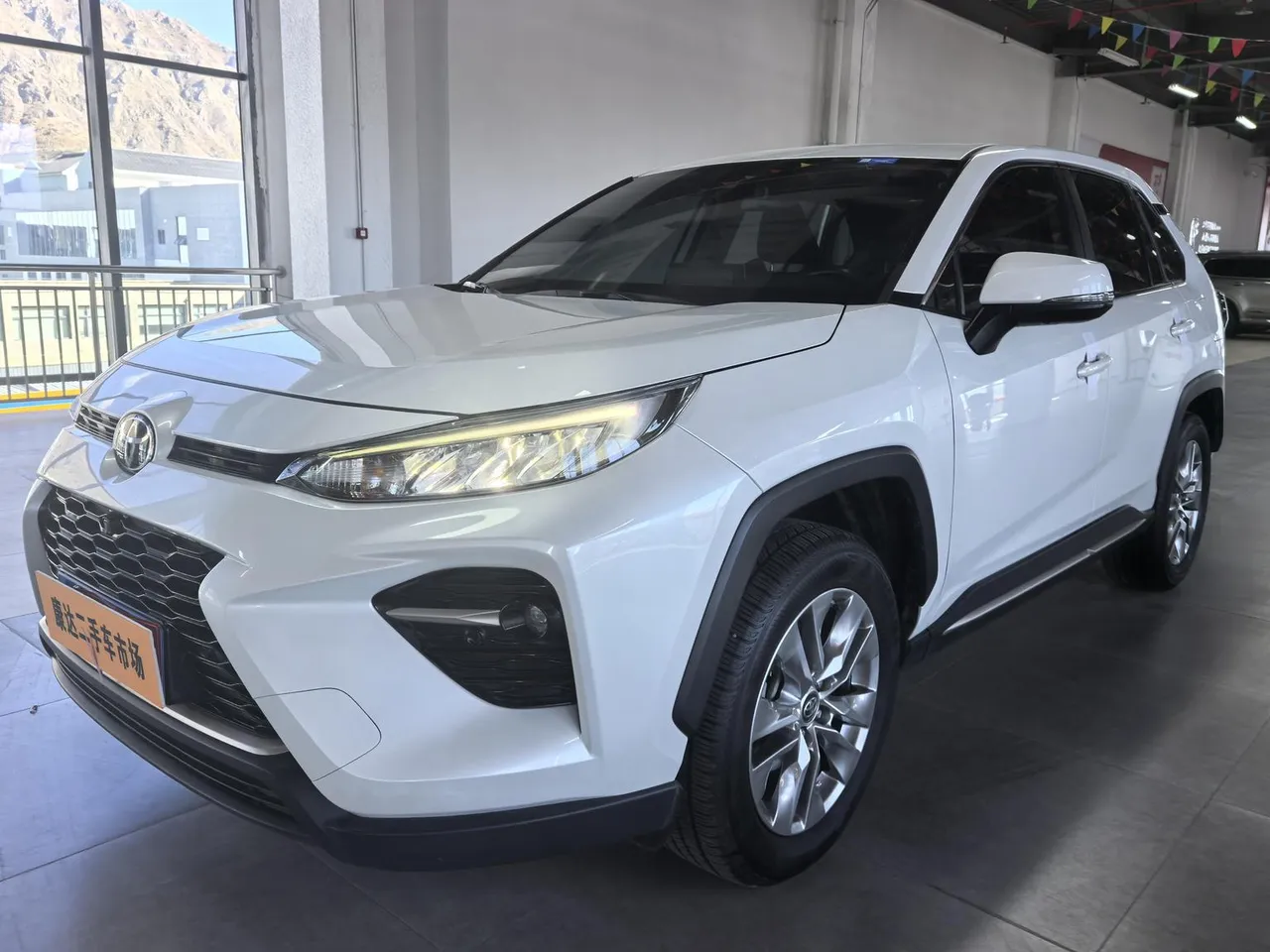 2022 Toyota Wildlander 2.0L 2WD Leading