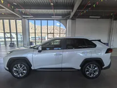 2022 Toyota Wildlander 2.0L 2WD Leading, белый — фото 2