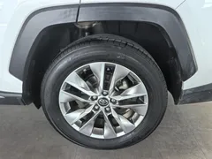 2022 Toyota Wildlander 2.0L 2WD Leading, белый — фото 6