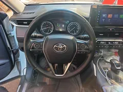 2022 Toyota Venza 2.0L CVT 2WD Luxury, белый — фото 7