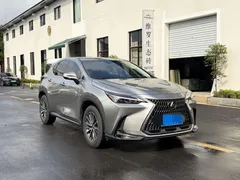 2022 Lexus NX 260 2WD — фото 3