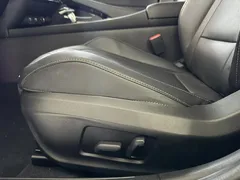 2022 Hyundai Elantra 1.5L CVT LUX Premium — фото 10