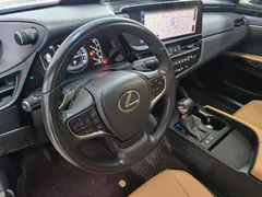 2022 Lexus ES 200 Excellence, белый — фото 11