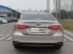 2021 Toyota Camry 2.0G Luxury — фото 7