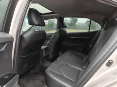 2021 Toyota Camry 2.0G Luxury — фото 13