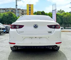 2021 Mazda Mazda3 2.0L AT, белый — фото 5