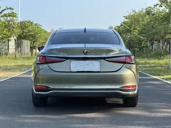 2022 Lexus ES 200 Excellence, зелёный — фото 5