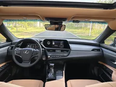 2022 Lexus ES 200 Excellence, зелёный — фото 9