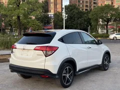 2022 Honda Vezel 1.5L CVT Elite, белый — фото 9
