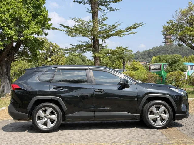 2021 Toyota RAV4 2.0L CVT 2WD Urban