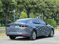 2023 Mazda Mazda3 1.5L MT — фото 29