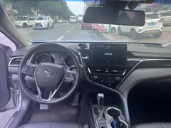 2021 Toyota Camry 2.0G Luxury — фото 11
