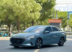 2022 Hyundai Elantra 1.5L CVT Flagship TOP, синий — фото 1