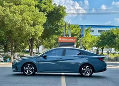 2022 Hyundai Elantra 1.5L CVT Flagship TOP, синий — фото 8