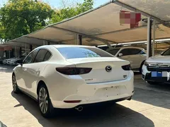 2022 Mazda Mazda3 2.0L AT, белый — фото 3
