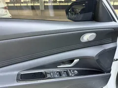 2023 Hyundai Elantra 1.5L CVT GLX Elite, белый — фото 7