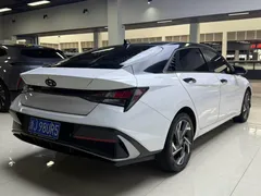 2023 Hyundai Elantra 1.5L CVT GLX Elite, белый — фото 16