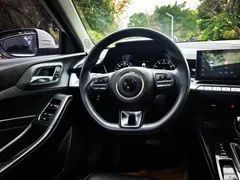 2022 MG MG5 180DVVT CVT Luxury, белый — фото 14