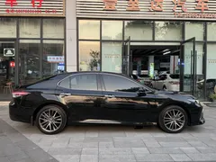 2021 Toyota Camry 2.5G Luxury, чёрный — фото 4