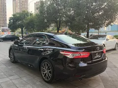 2021 Toyota Camry 2.5G Luxury, чёрный — фото 5