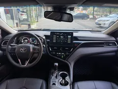 2021 Toyota Camry 2.5G Luxury, чёрный — фото 10