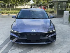 2023 Hyundai Elantra 1.5L CVT LUX Premium, синий — фото 2