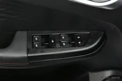 2021 Geely Vision X3 1.5L CVT Premium, белый — фото 12