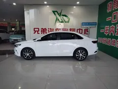 2022 Geely Emgrand 4th Gen 1.5L CVT Premium, белый — фото 4