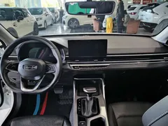 2022 Geely Emgrand 4th Gen 1.5L CVT Premium, белый — фото 8