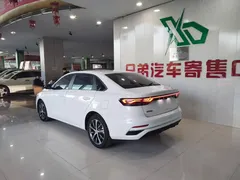2022 Geely Emgrand 4th Gen 1.5L CVT Premium, белый — фото 9