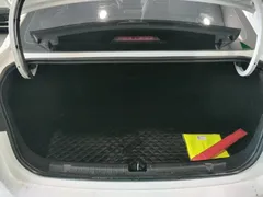 2022 Geely Emgrand 4th Gen 1.5L CVT Premium, белый — фото 12