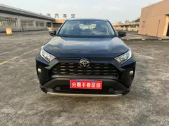 2022 Toyota RAV4 2.0L CVT 2WD Fashion, чёрный — фото 2