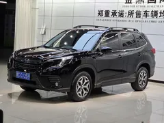 2022 Subaru Forester 2.0i AWD Luxury, чёрный — фото 1