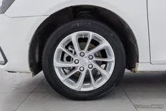 2021 Geely Emgrand UP 1.5L CVT Luxury, белый — фото 6