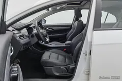 2021 Geely Emgrand UP 1.5L CVT Luxury, белый — фото 13