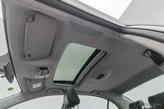 2021 Geely Emgrand UP 1.5L CVT Luxury, белый — фото 18