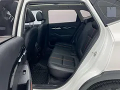2021 Kia Seltos 1.5L CVT Trend, белый — фото 7