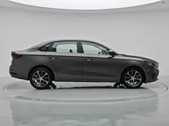 2022 Geely Emgrand 4th Gen 1.5L CVT Premium — фото 8