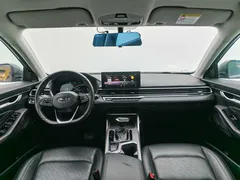 2022 Geely Emgrand 4th Gen 1.5L CVT Premium — фото 9